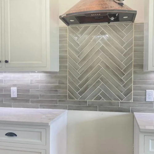 Glazed ceramic tile backsplash in Gallatin, TN