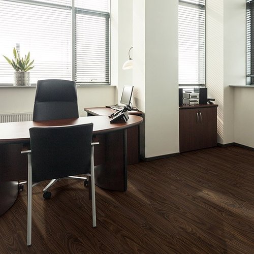 The Gallatin, TN area’s best luxury vinyl flooring store is Absolute Flooring Inc